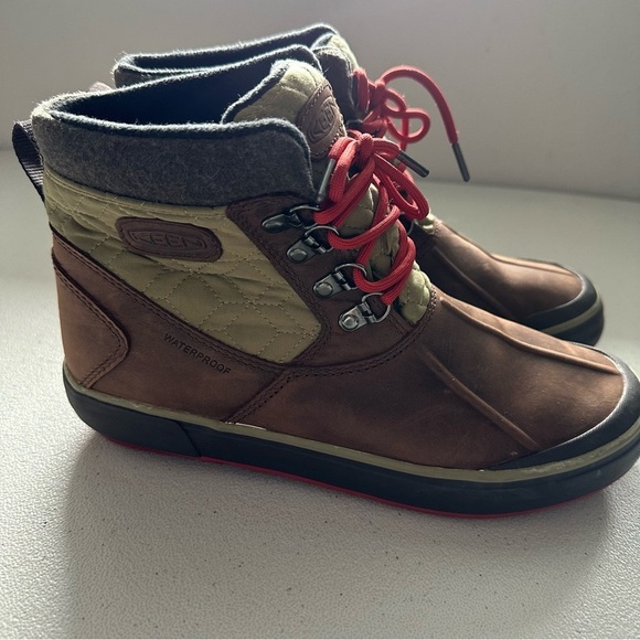 KEEN womens BELLETERRE ANKLE QUILTED WP Boots - Picture 1 of 13